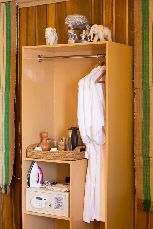 Mandalay Karaweik Mobile Hotel Zewnętrze zdjęcie